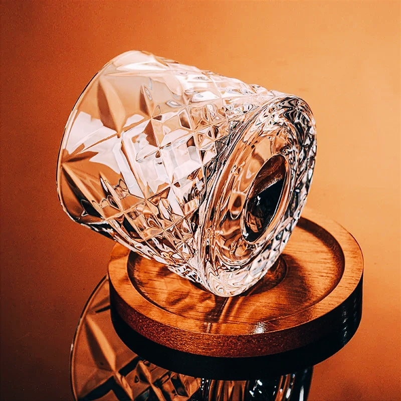 Gentleman's Spinning Crystal Whiskey Glass
