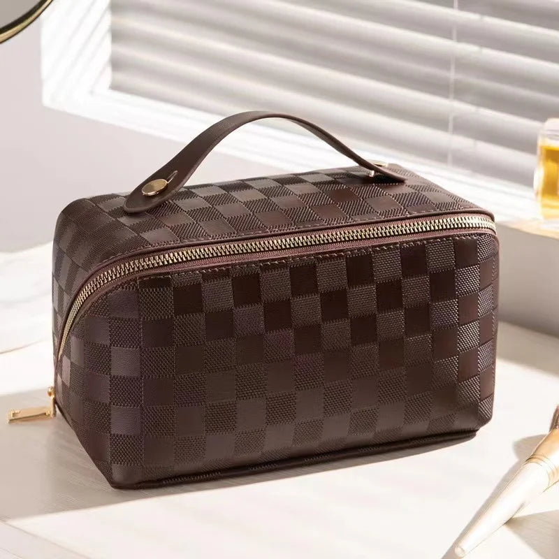 "Alice" Designer Cosmetics Bag by Cristian MorettiĀ® - Cristian Moretti
