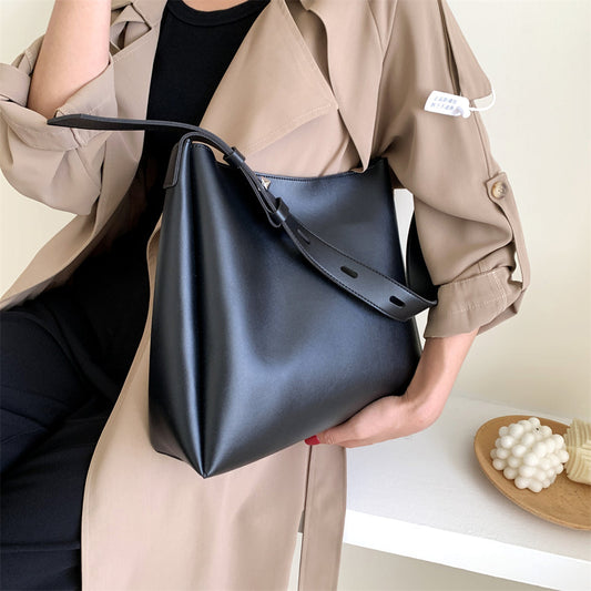The Diva™ Luxury Handbag - by Cristian Moretti® - Cristian Moretti