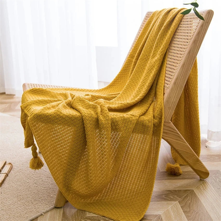 "The Nordic Winter" Knitted Blanket