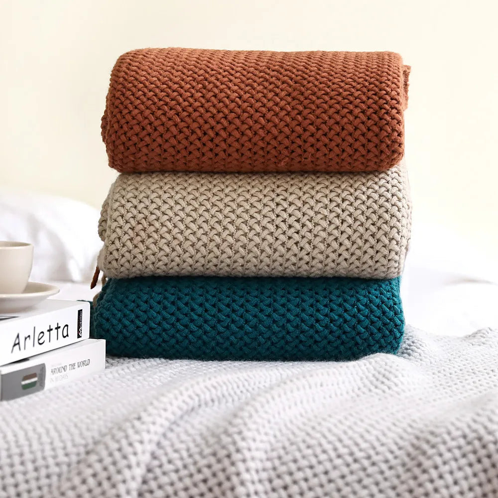 Minimalistic Knit Throw Blanket - by Cristian MorettiĀ® - Cristian Moretti