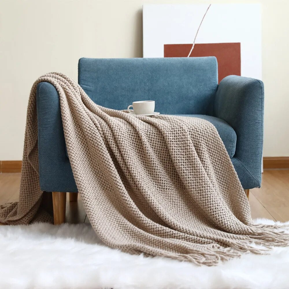 Minimalistic Knit Throw Blanket - by Cristian MorettiĀ® - Cristian Moretti