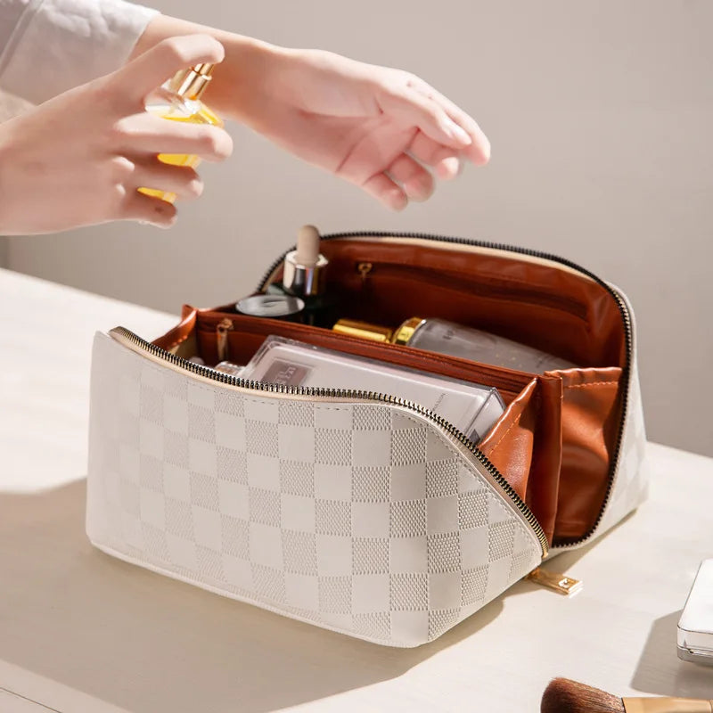 "Alice" Designer Cosmetics Bag by Cristian MorettiĀ® - Cristian Moretti