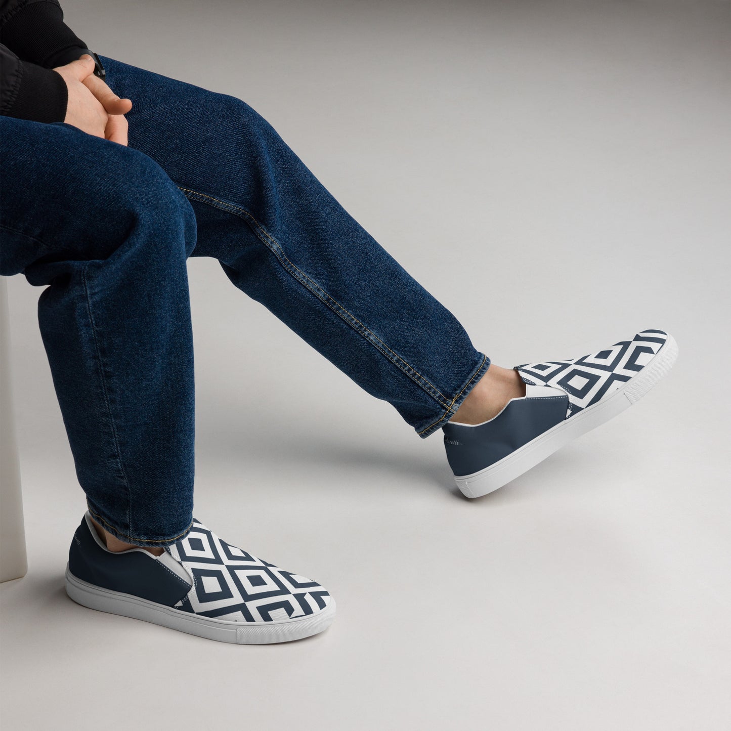 "Originals" - Men’s Slip-On Canvas Shoes