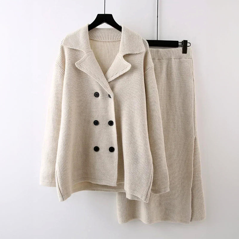 Liscio Duo – Ribbed Knit Cardigan & Trousers Set