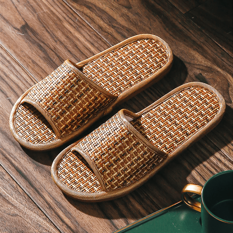 Handcrafted Bamboo Slippers by Cristian Moretti®