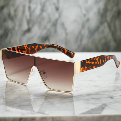 "Alina Belardi" Retro Sunglasses