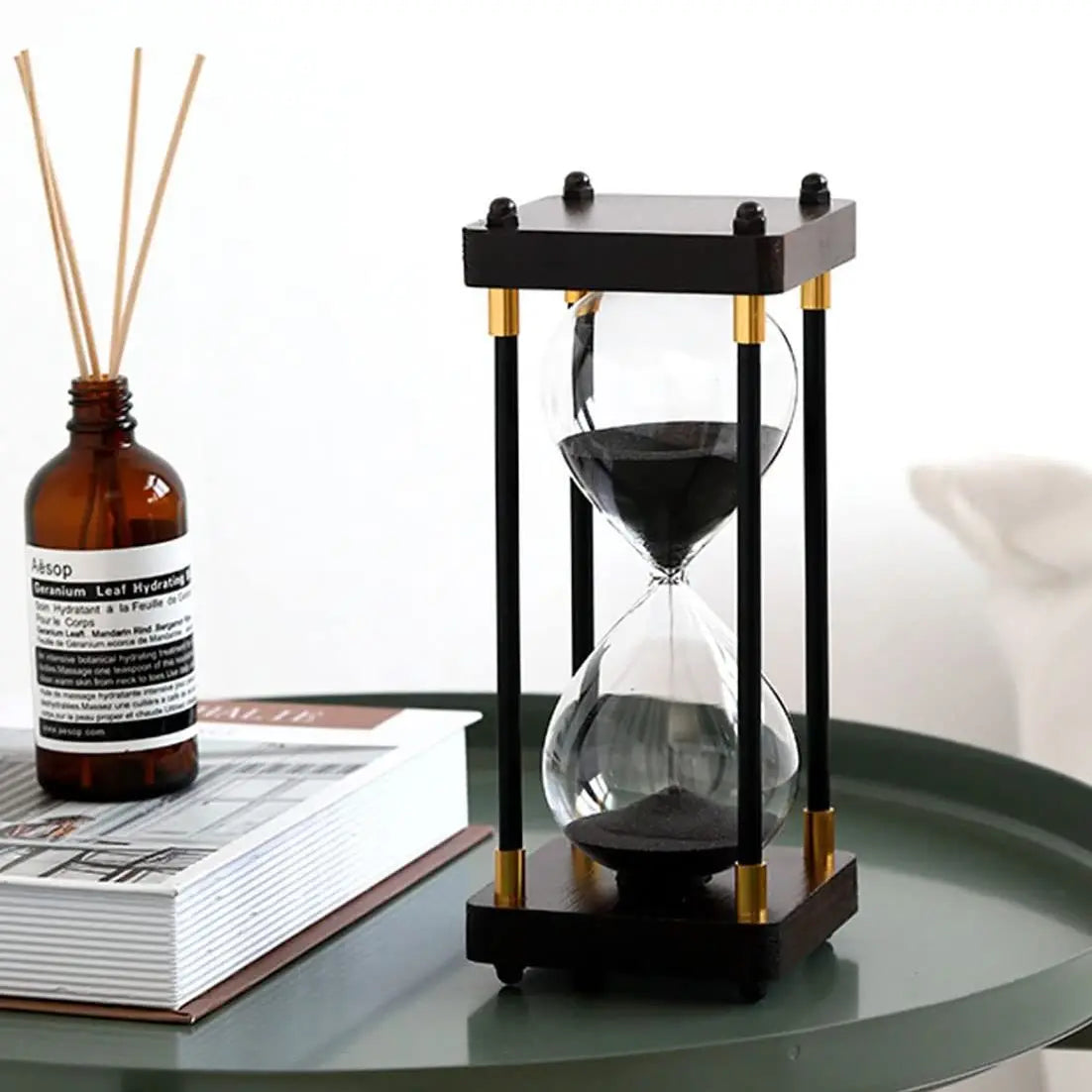 "Tempo Eterno" Wooden Hourglass