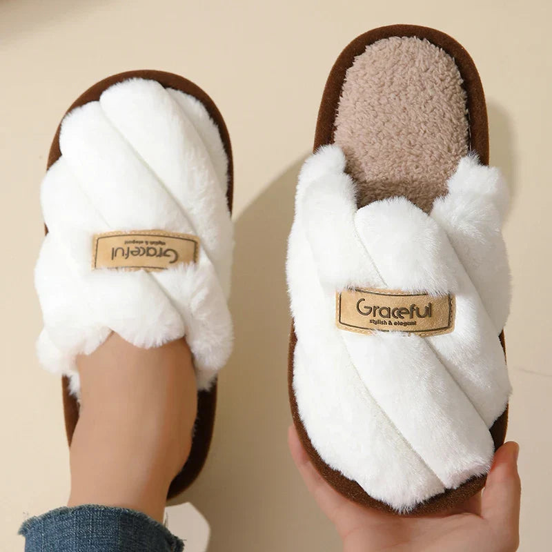 Neve Soave – Sherpa Slippers
