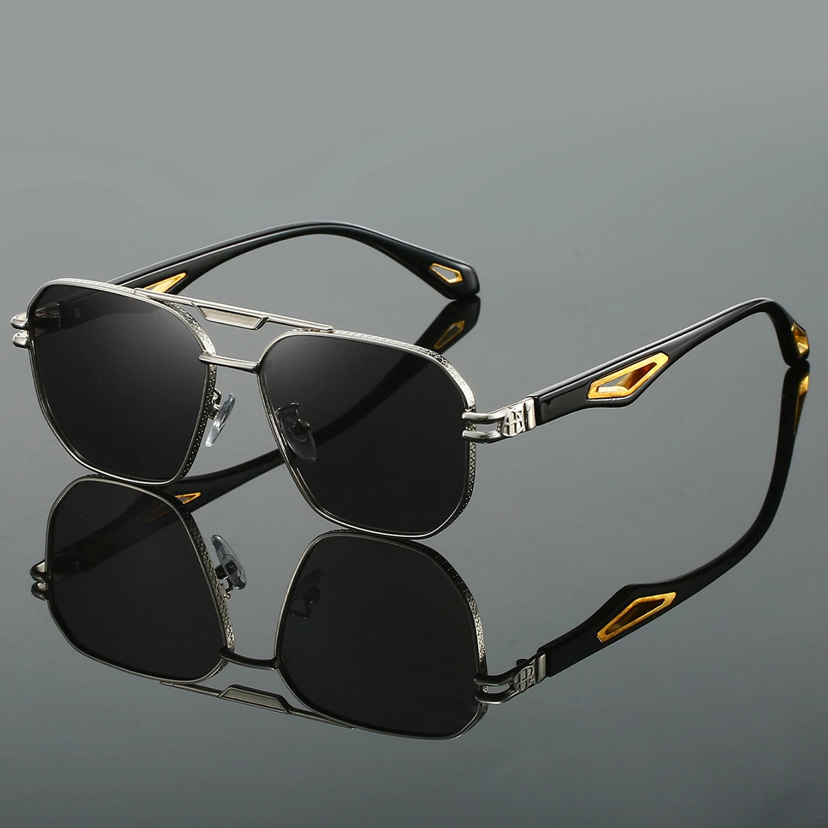 "Aurion" Aviator Sunglasses