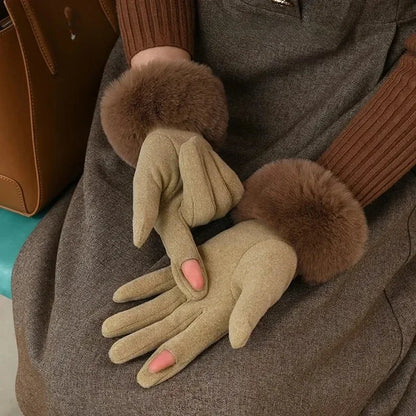 "Esta" Fur Gloves