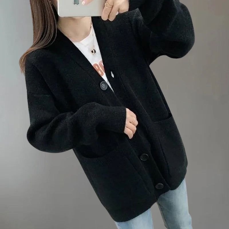 Veneto Eleganza – Classic Slouchy Cardigan