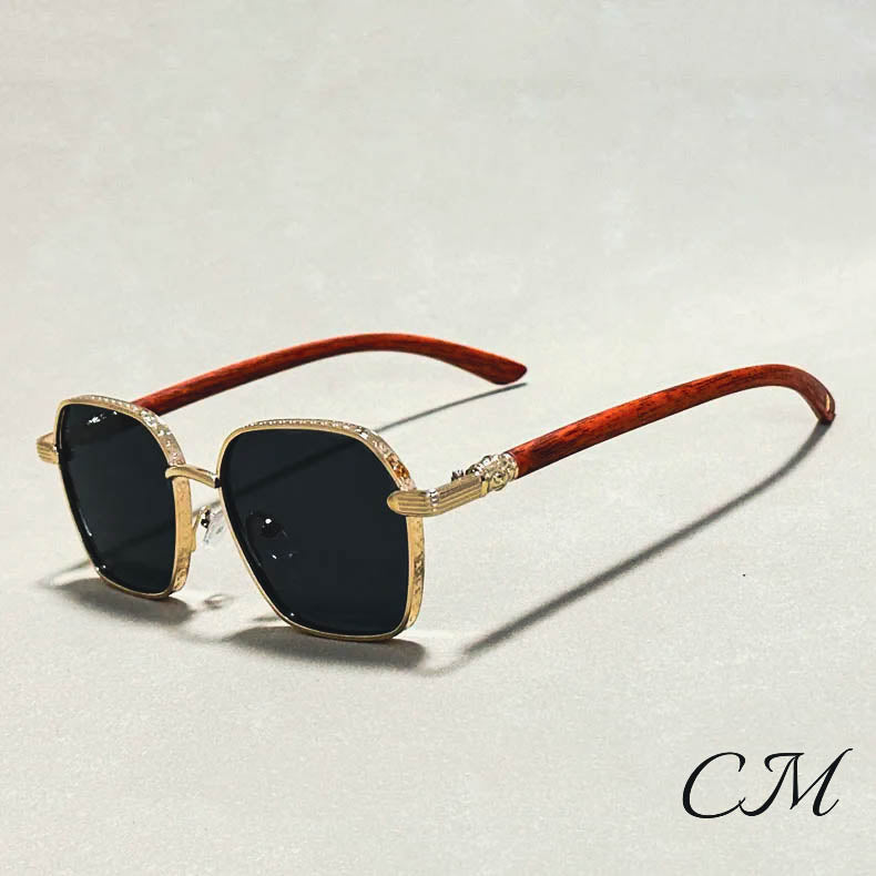 Giovanni™ Retro Wooden Sunglasses